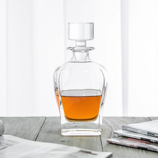 Novare Oval Whiskey Decanter Bottle With 4 Whiskey Glasses Set - Image 3