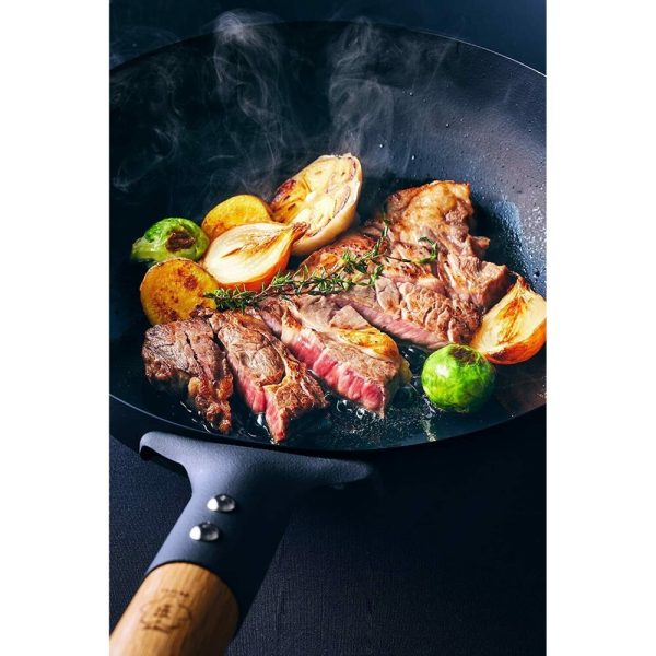Takumi Premium Magma Plate Cast Iron Wok - Made in Japan - 30cm - Image 6