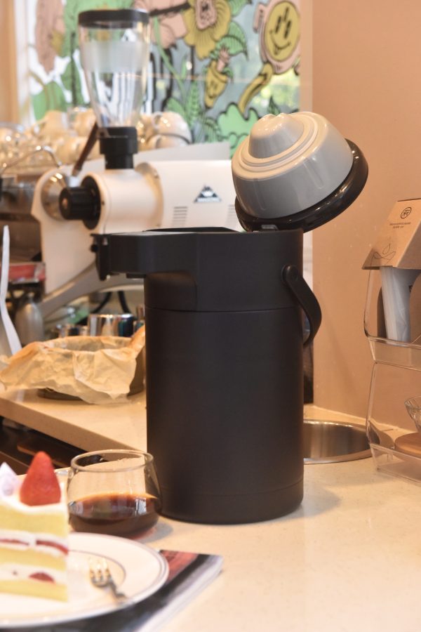Kylin 304 Stainless Steel Air Press Pot Beverage Dispenser 2.5L - Black - Image 4